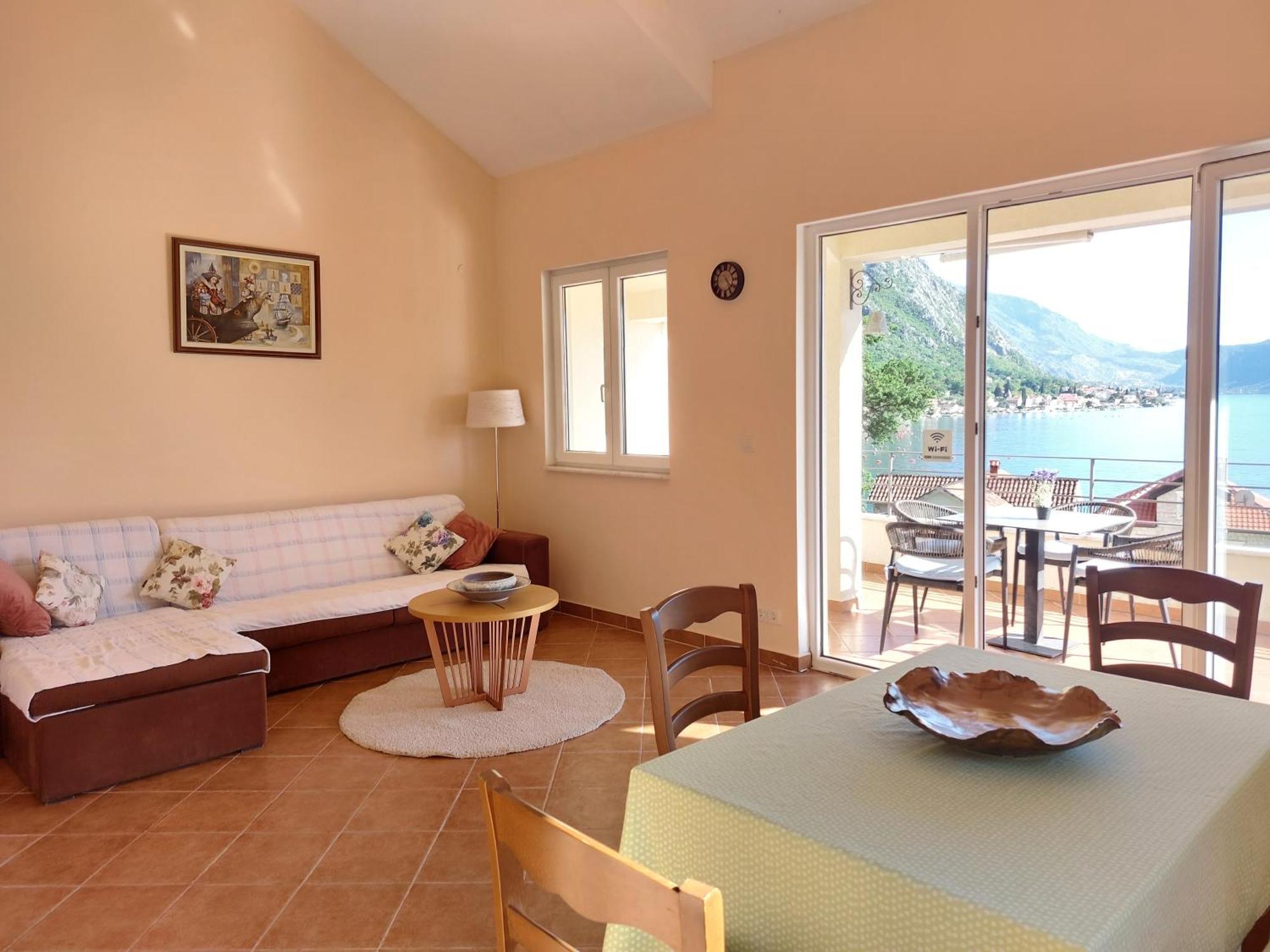 Secret Mirage Apartment Kotor Luaran gambar